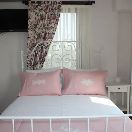 Apart Otel Ede 4*