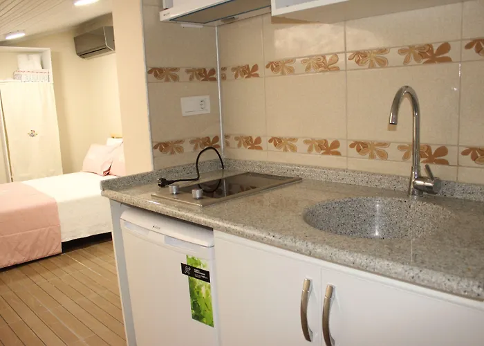 아파트호텔 Ede 4*