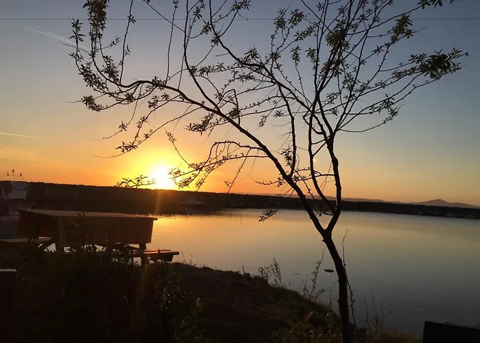 아파트호텔 Ede Geyikli