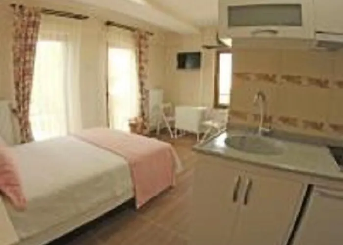 아파트호텔 Ede Geyikli